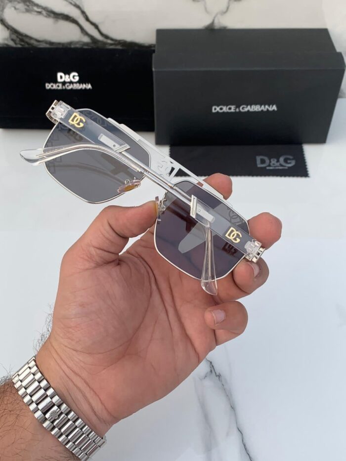 2d46eed1 19c7 4193 8018 32a79d687bf1 https://sunglasses-store.in/product/dolce-gabbana-unisex/