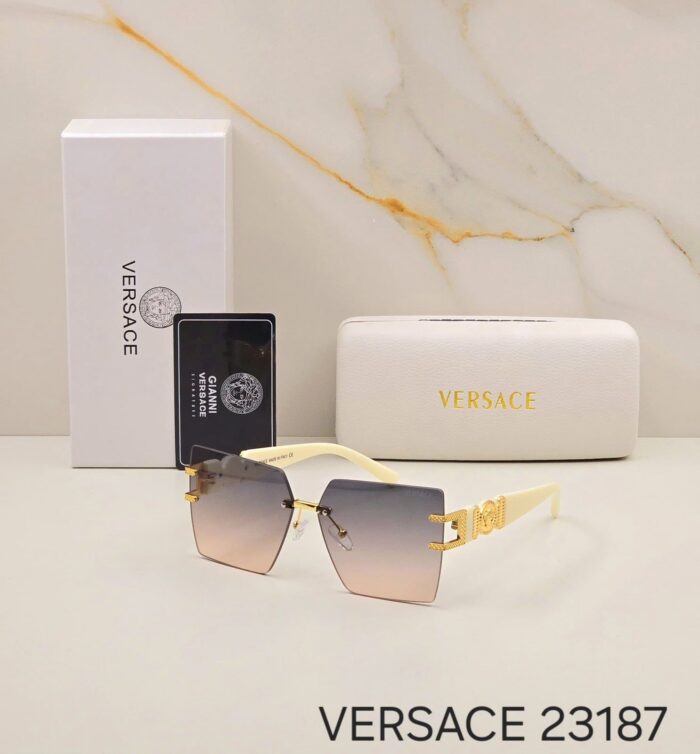 6d3a67bd 29a9 4c68 b0df f7519750e327 https://sunglasses-store.in/product/versace-unisex-23187/