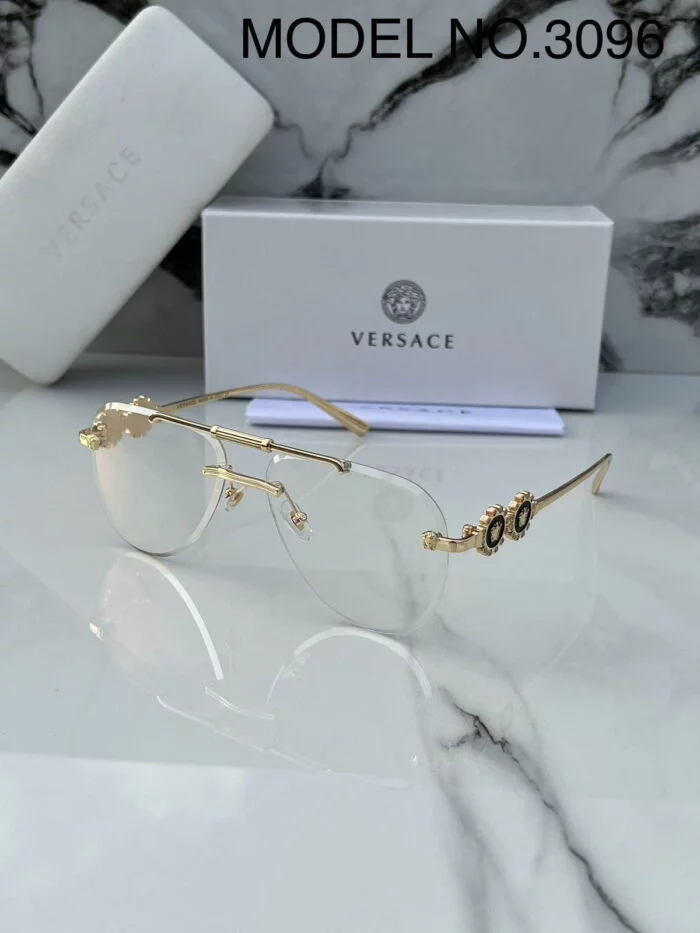 0e24ccad bf5b 4324 bed6 58c058e200a8 https://sunglasses-store.in/product/versace-3096/
