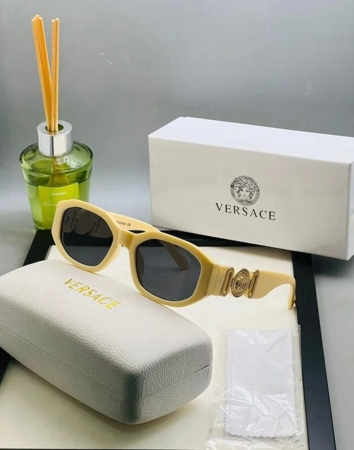 26638438 5311 4d73 822d 724aa213c99e https://sunglasses-store.in/product/versace-9388/