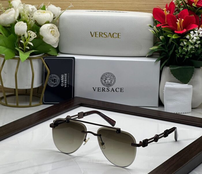 32927446 a714 4e96 abaf d753c981f9b4 https://sunglasses-store.in/product/versace-8478/