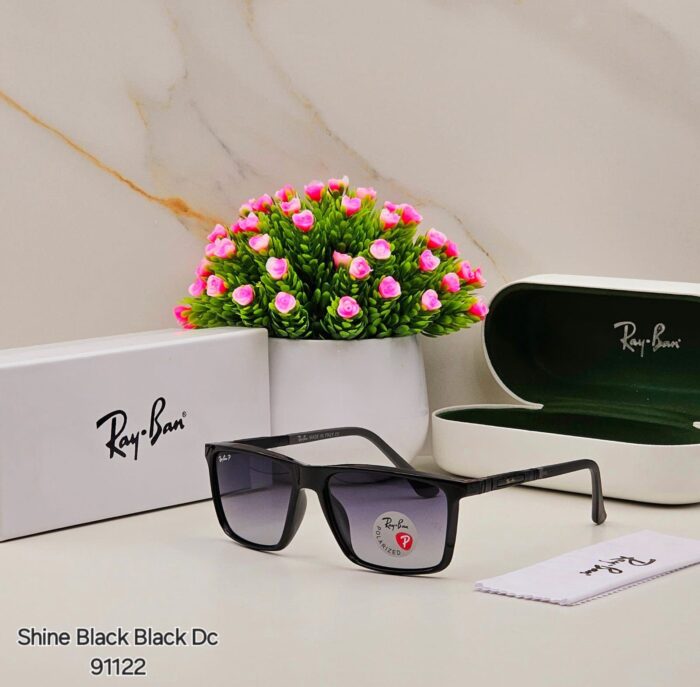 5ee1f97f 0494 456a b1c6 c822c4da61cd https://sunglasses-store.in/product/ray-ban-9122/