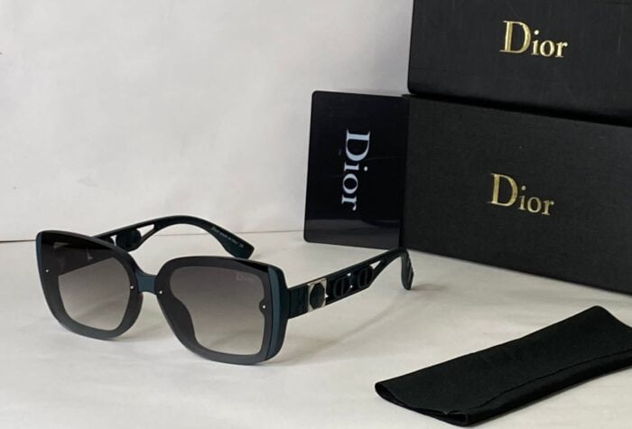 64661266 9486 4967 a2e2 1f4fbb08d83f https://sunglasses-store.in/product/dior-ladies-sunglasses-299/