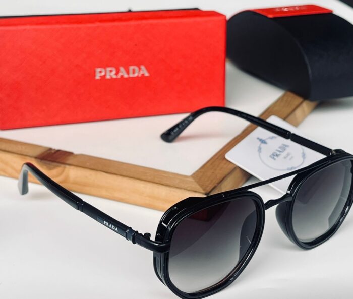 70491e16 7322 4944 b0cf ddcf8dd3e592 https://sunglasses-store.in/product/prada-unisex-sunglasses-9498/