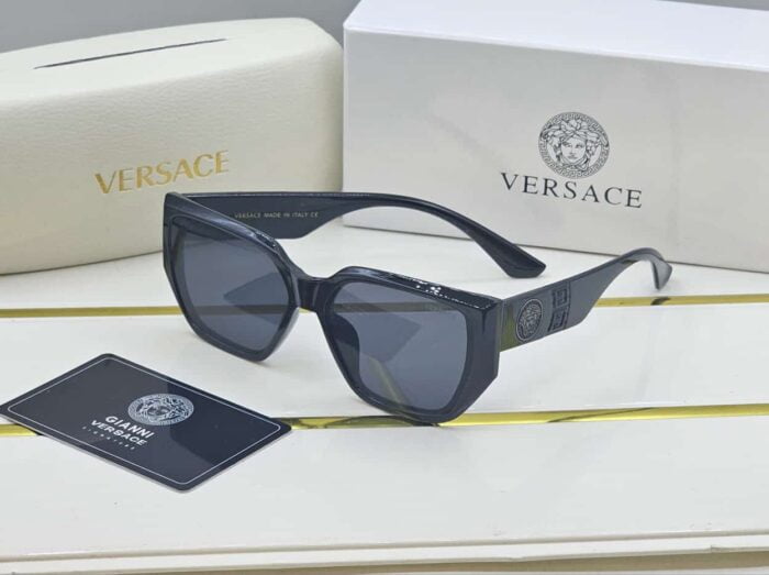 774e6dd4 15d4 4e6e 9b38 48f56d7e4a08 https://sunglasses-store.in/product/versace-uv-8378/