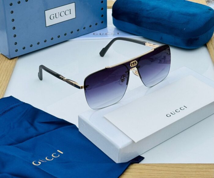 a0dda526 a91b 4998 94cf cae323f98056 https://sunglasses-store.in/product/gucci-unisex-938/