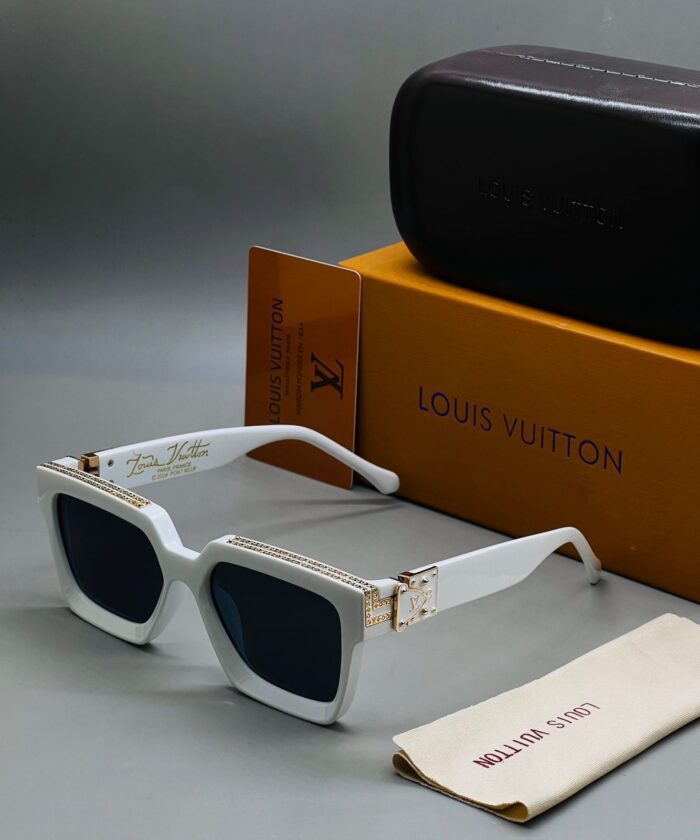 a359c588 1830 4802 b4ec 81a6e0b2faa5 https://sunglasses-store.in/product/louis-vuitton-fiber-sunglasses-3939/