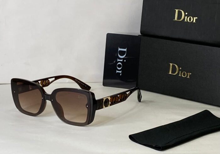 a9089920 aa0b 428a b4a4 971188804055 https://sunglasses-store.in/product/dior-ladies-sunglasses-299/