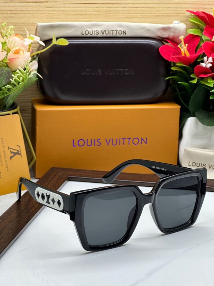 c3bc4c7e 43a0 4510 9185 44467c349c0c https://sunglasses-store.in/product/louis-vuitton-2306-sunglasses/