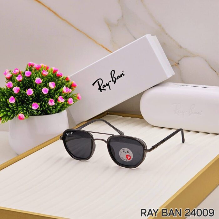 d793e99d 641c 4446 be05 d2d916dccacd https://sunglasses-store.in/product/rayban-polorise-3939/