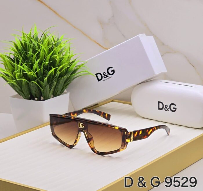 fac1aa23 f732 476c b405 f839045b4e80 https://sunglasses-store.in/product/dg-women-sunglasses-9529/