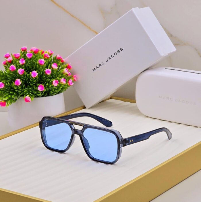 306b26ef 3514 4e6c 8e4c d64e2c3f81eb https://sunglasses-store.in/product/marc-jacobs-sunglasses-mj-6070/