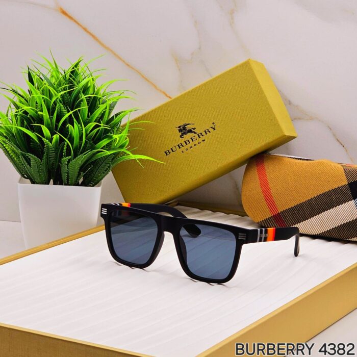 47caad4a df1b 429d 8d7a 69122b03a7cc https://sunglasses-store.in/product/burberry-way-farer-4382/