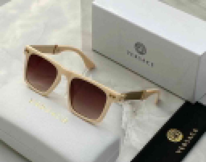 4a8da97c e7af 4e1a b687 9eb079ee5041 https://sunglasses-store.in/product/versace-sunglassess-667/