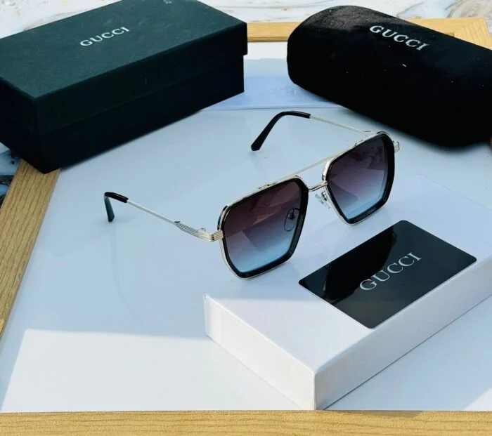 50480c75 3bf3 4a97 9590 2a9f17b3024c https://sunglasses-store.in/product/gucci-sunglassess-677/