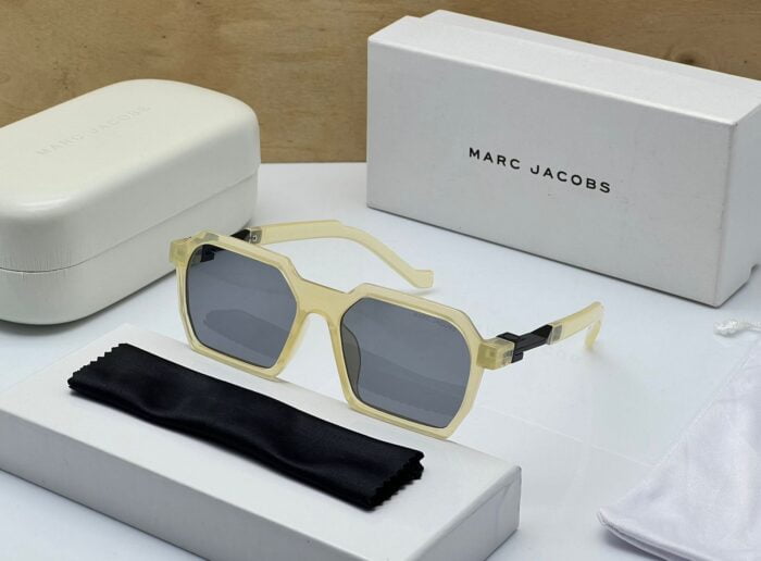 5928eb46 2884 441e 9011 7650f6690637 https://sunglasses-store.in/product/marc-jacobs-6644/