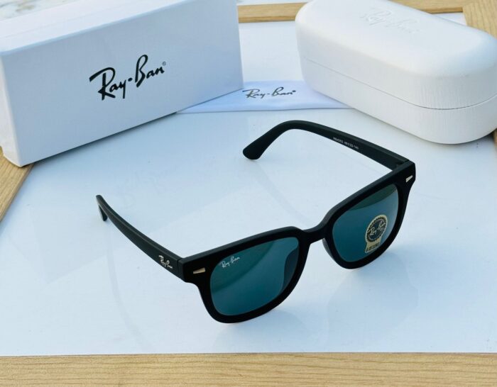 5e0f2933 4176 40fb ade7 cbcff8093b61 https://sunglasses-store.in/product/rayban-sunglasses-838/