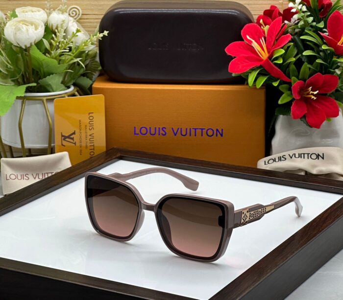 9bcb18bb 7246 420b 8690 bbebad1edbdf https://sunglasses-store.in/product/louis-vuitton-2306-lv-ladies/