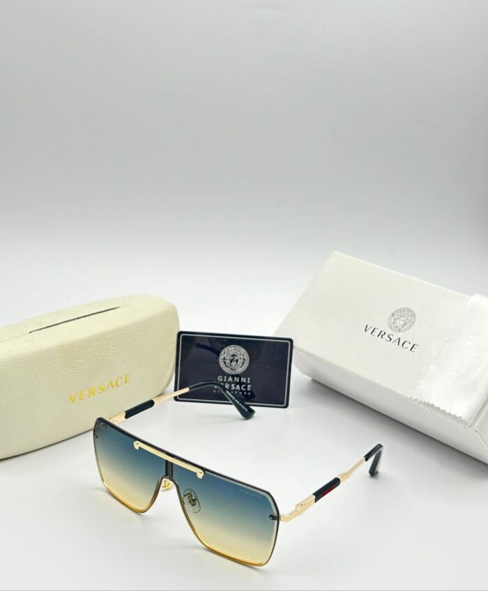 a1e9a01e ee4a 481e b362 da643954af50 https://sunglasses-store.in/product/versace-unisex-3939-2/