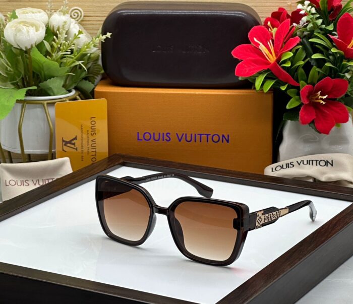 be410aaf fd25 4f52 9bfc 33977db4d456 https://sunglasses-store.in/product/louis-vuitton-2306-lv-ladies/