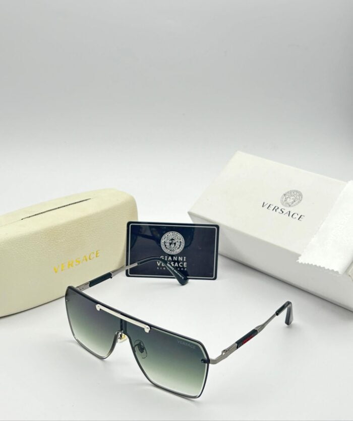 d84b06bf 976f 4fb8 929c 23e2959f686e https://sunglasses-store.in/product/versace-unisex-3939-2/