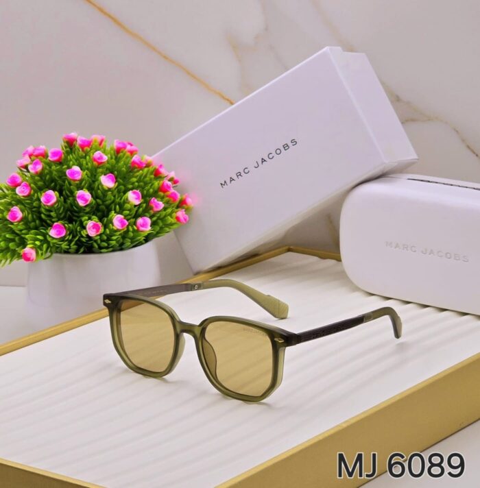 f21919a9 d942 46a0 abc0 902aeb14bed7 https://sunglasses-store.in/product/marc-jacobs-mj-6089/